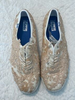 Keds Lace-Embroidered Sneakers in Beige Gold Sz 8.5 Wedding Classic Dressy